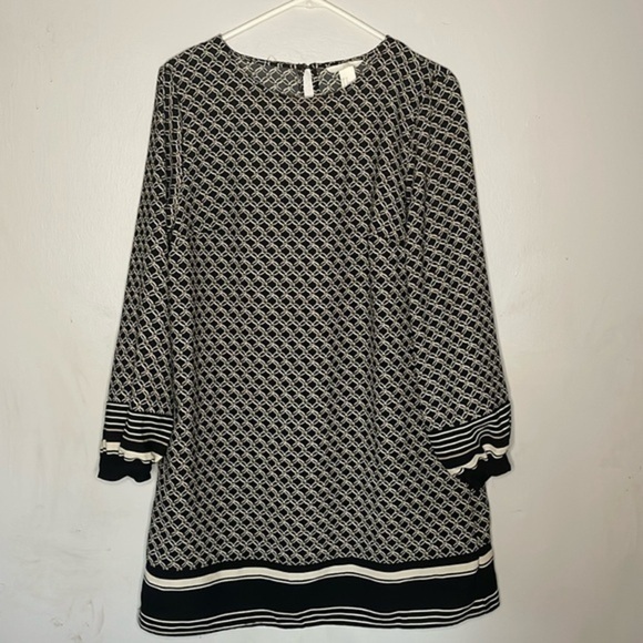 Long sleeve dress - Picture 1 of 4